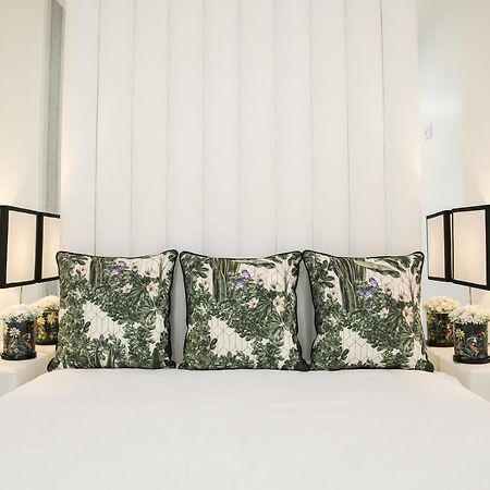 Dina Beach House Avo Mariana ナザレ エクステリア 写真
