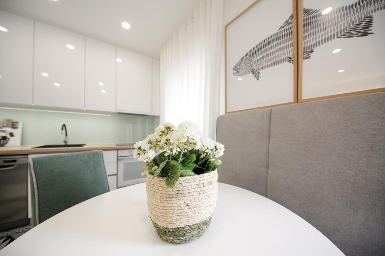 Dina Beach House Avo Mariana ナザレ エクステリア 写真