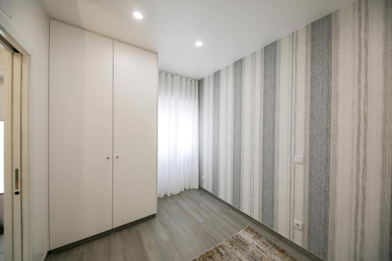 Dina Beach House Avo Mariana ナザレ エクステリア 写真