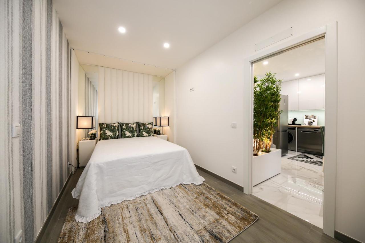 Dina Beach House Avo Mariana ナザレ エクステリア 写真