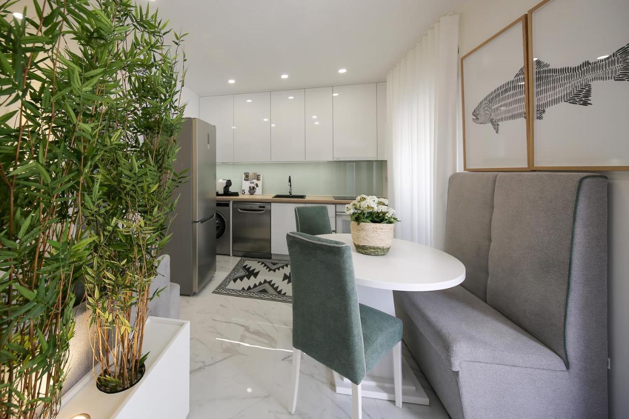 Dina Beach House Avo Mariana ナザレ エクステリア 写真